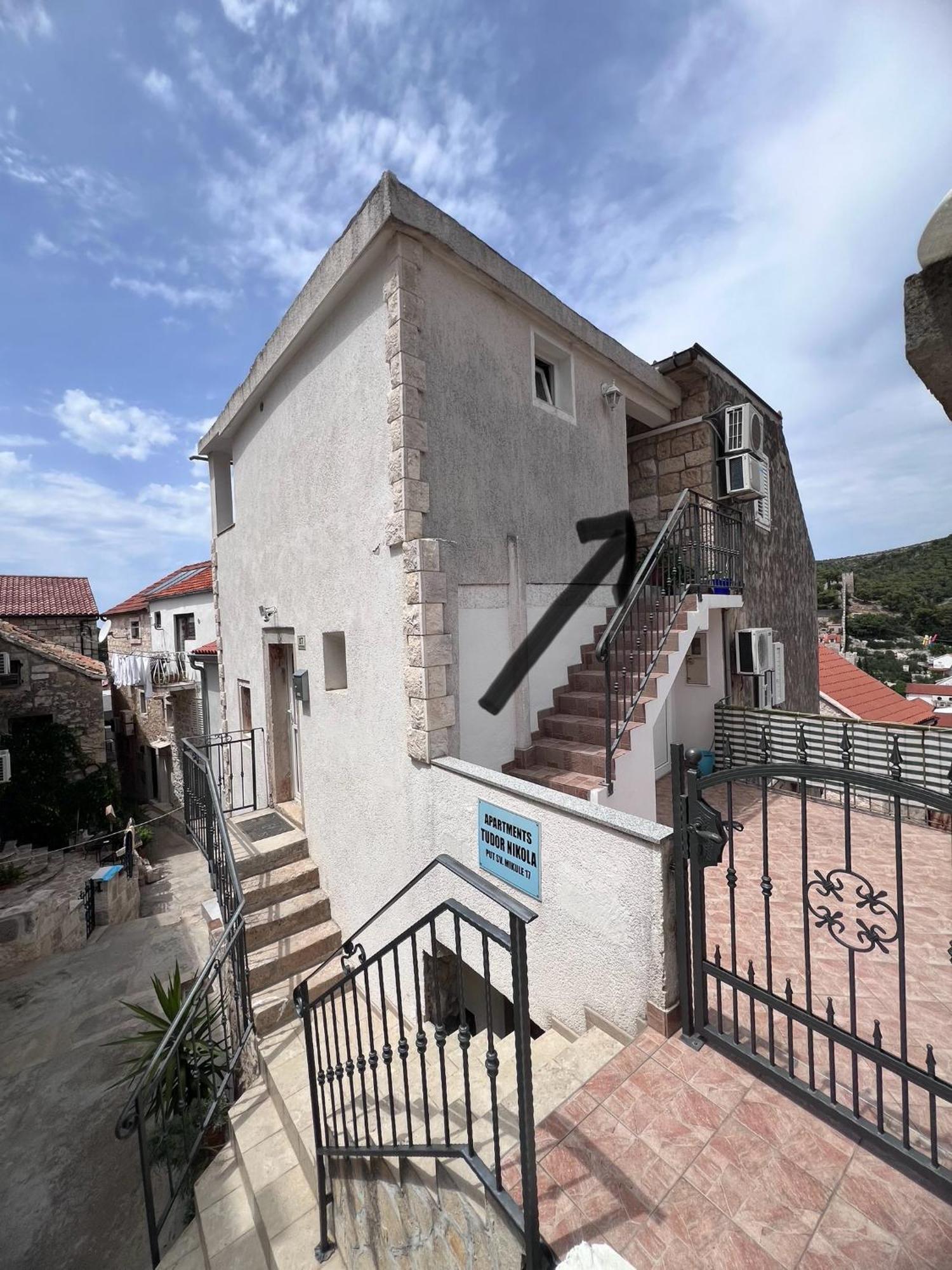Apartments Tudor Nikola Hvar Town Zewnętrze zdjęcie