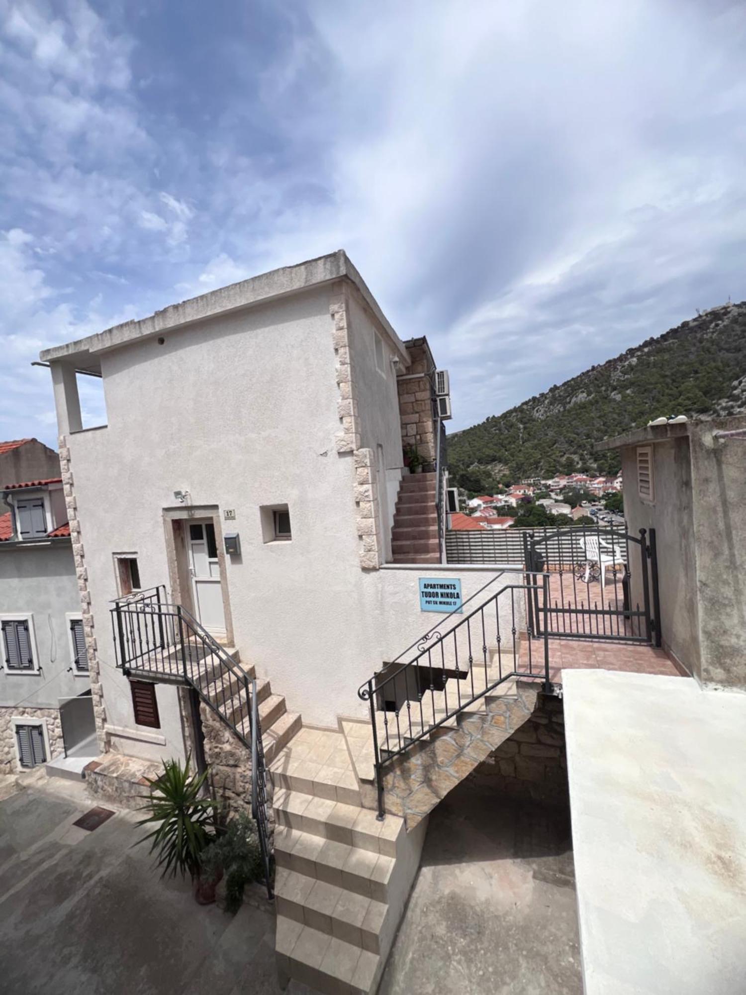 Apartments Tudor Nikola Hvar Town Zewnętrze zdjęcie